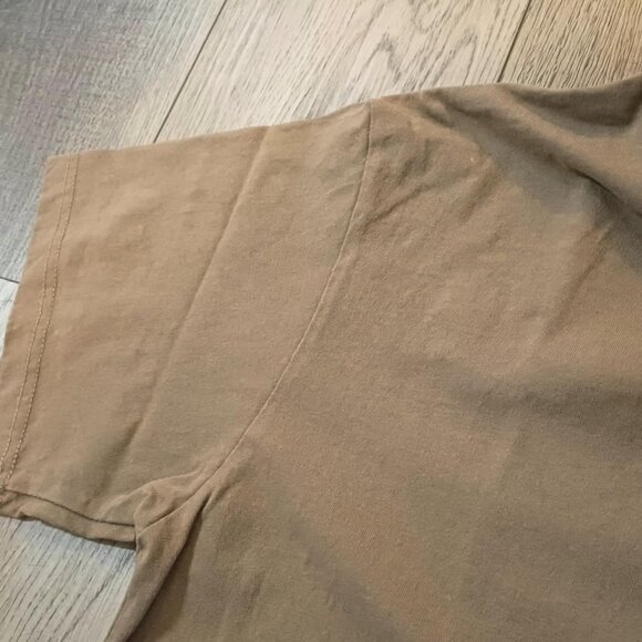 🧥The Met x PacSun T-Shirt (Limited Edition) - Picture 6 of 10